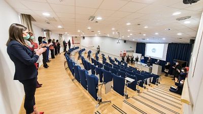 Studenti ateneo Insubria interpellano 8.900 ragazzi tutta Italia Studenti ateneo Insubria interpellano 8.900 ragazzi tutta Italia