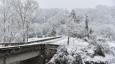 Piogge, neve e venti da forti a burrasca forte da Nord a Sud Piogge, neve e venti da forti a burrasca forte da Nord a Sud