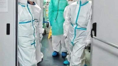 Morti sono 528. Tasso positività su per secondo giorno, è 12,3% Morti sono 528. Tasso positività su per secondo giorno, è 12,3%