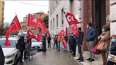 Dopo 15 anni lavoro Azienda non intende rinnovare servizi Dopo 15 anni lavoro Azienda non intende rinnovare servizi