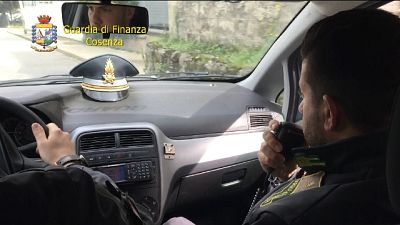 Controlli carabinieri ne cosentino,25 multe e sospese 5 attività Controlli carabinieri ne cosentino,25 multe e sospese 5 attività
