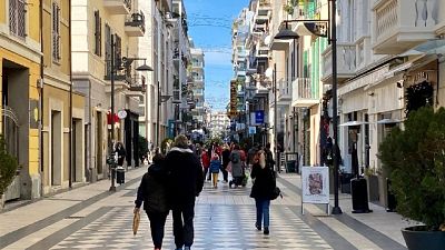 Tanta gente in giro a Pescara, come un normale sabato Tanta gente in giro a Pescara, come un normale sabato