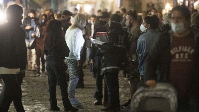 Ieri sera interventi dei vigili in zone movida,oltre 10 sanzioni Ieri sera interventi dei vigili in zone movida,oltre 10 sanzioni