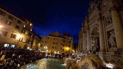 Vigili,situazione non consentiva mantenere distanza di sicurezza Vigili,situazione non consentiva mantenere distanza di sicurezza