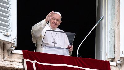 All'Angelus, 'il consumismo ci ha sequestrato il Natale' All'Angelus, 'il consumismo ci ha sequestrato il Natale'