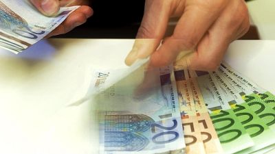 "Nessuno mi ha avvertito, adesso conto quasi svuotato" "Nessuno mi ha avvertito, adesso conto quasi svuotato"