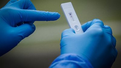 Dopo che tamponi rapidi avevano dato esito negativo Dopo che tamponi rapidi avevano dato esito negativo