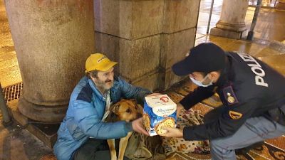 Idea del questore Ciarambino, vicinanza a chi è solo Idea del questore Ciarambino, vicinanza a chi è solo