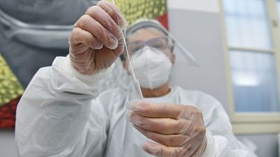 Registrati 232 nuovi casi a fronte di 201 guariti Registrati 232 nuovi casi a fronte di 201 guariti