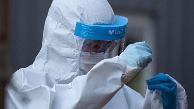 Positivo il 22,7% dei test fatti, più della metà nel Foggiano Positivo il 22,7% dei test fatti, più della metà nel Foggiano