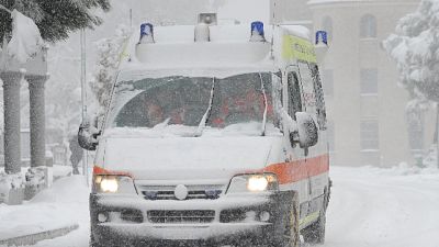Donna in condizioni molto gravi. Piccolo di 18 mesi sta bene. Donna in condizioni molto gravi. Piccolo di 18 mesi sta bene.