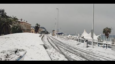 Provincia investita da abbondante nevicata nella notte Provincia investita da abbondante nevicata nella notte