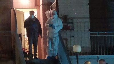 Sopralluogo Cc e analista forense. Tre indagati per omicidio Sopralluogo Cc e analista forense. Tre indagati per omicidio