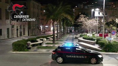 Operazione dei Cc nel Catanzarese, esaminate 500 domande Operazione dei Cc nel Catanzarese, esaminate 500 domande