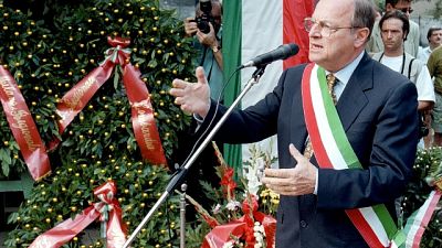 A 90 anni, in carica dal 1993 al 1997, deputato ed eurodeputato A 90 anni, in carica dal 1993 al 1997, deputato ed eurodeputato