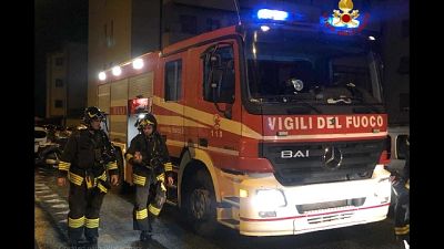 Scoperto da Vvf intervenuti per domare fiamme Scoperto da Vvf intervenuti per domare fiamme