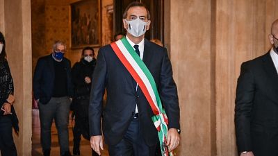 Secondo il sindaco, da Gallera parole sbagliate sui vaccini Secondo il sindaco, da Gallera parole sbagliate sui vaccini