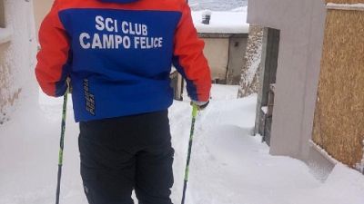 L'abbondante nevicata ha raggiunto 100 cm di altezza nel borgo L'abbondante nevicata ha raggiunto 100 cm di altezza nel borgo