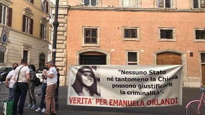 Nel giorno del compleanno della ragazza scomparsa Nel giorno del compleanno della ragazza scomparsa