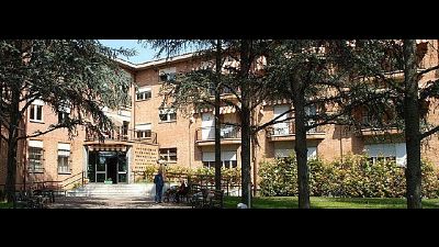 Emergenza in casa di riposo, col virus anche metà dipendenti Emergenza in casa di riposo, col virus anche metà dipendenti
