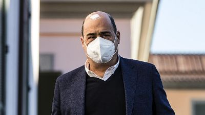 Spingiamo campagna tamponi ma curva contagi ancora altissima Spingiamo campagna tamponi ma curva contagi ancora altissima