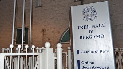 Procura di Bergamo in ordine esibizione di atti Procura di Bergamo in ordine esibizione di atti