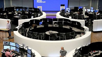 الأسهم الأوروبية تغلق مرتفعة بدعم من بيانات إيجابية وآمال إعادة الفتح الأسهم الأوروبية تغلق مرتفعة بدعم من بيانات إيجابية وآمال إعادة الفتح