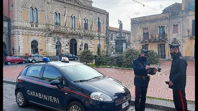 Nel Catanese, faceva la spesa e continuava a lavorare Nel Catanese, faceva la spesa e continuava a lavorare