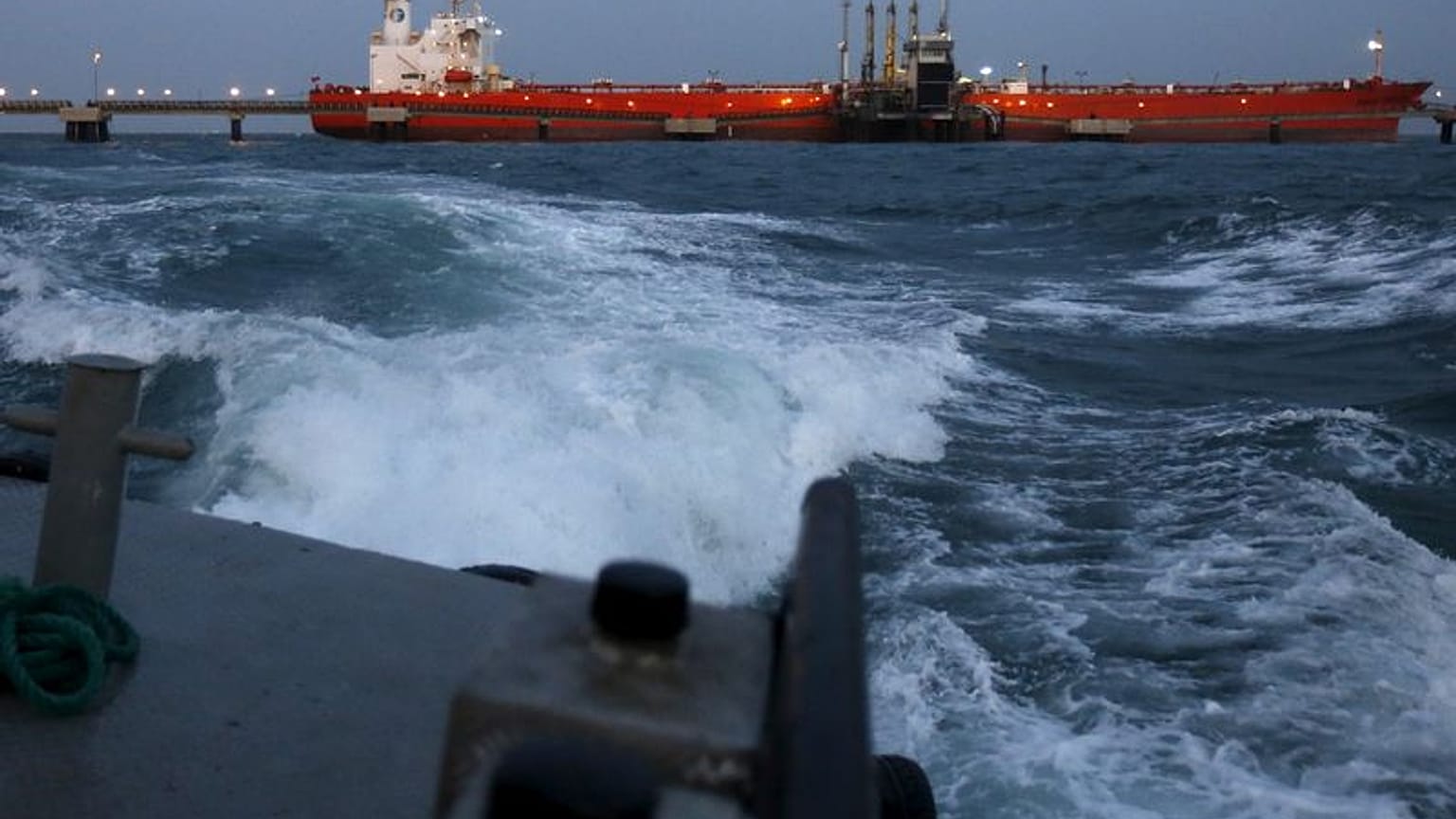Exportaciones de petróleo de Venezuela se estabilizan en 700.000 bpd: datos