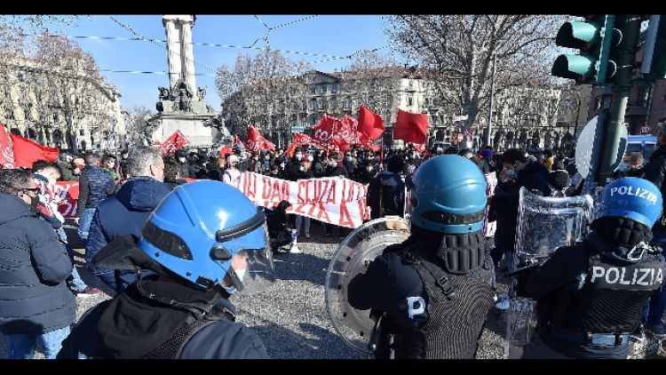 Manifestazioni in oltre 20 piazze italiane, 'non siamo tutelati'