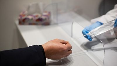 Test per tutti in farmacia, dopo ritardo per problemi tecnici Test per tutti in farmacia, dopo ritardo per problemi tecnici