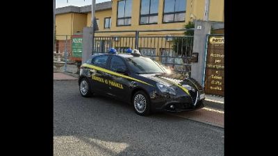 Sigilli a 2,5 mln, operazione della Fiamme gialle a Oristano Sigilli a 2,5 mln, operazione della Fiamme gialle a Oristano