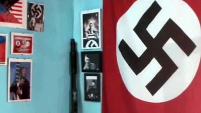 Utente con immagine di Hitler, poi insulti e slogan antisemiti Utente con immagine di Hitler, poi insulti e slogan antisemiti