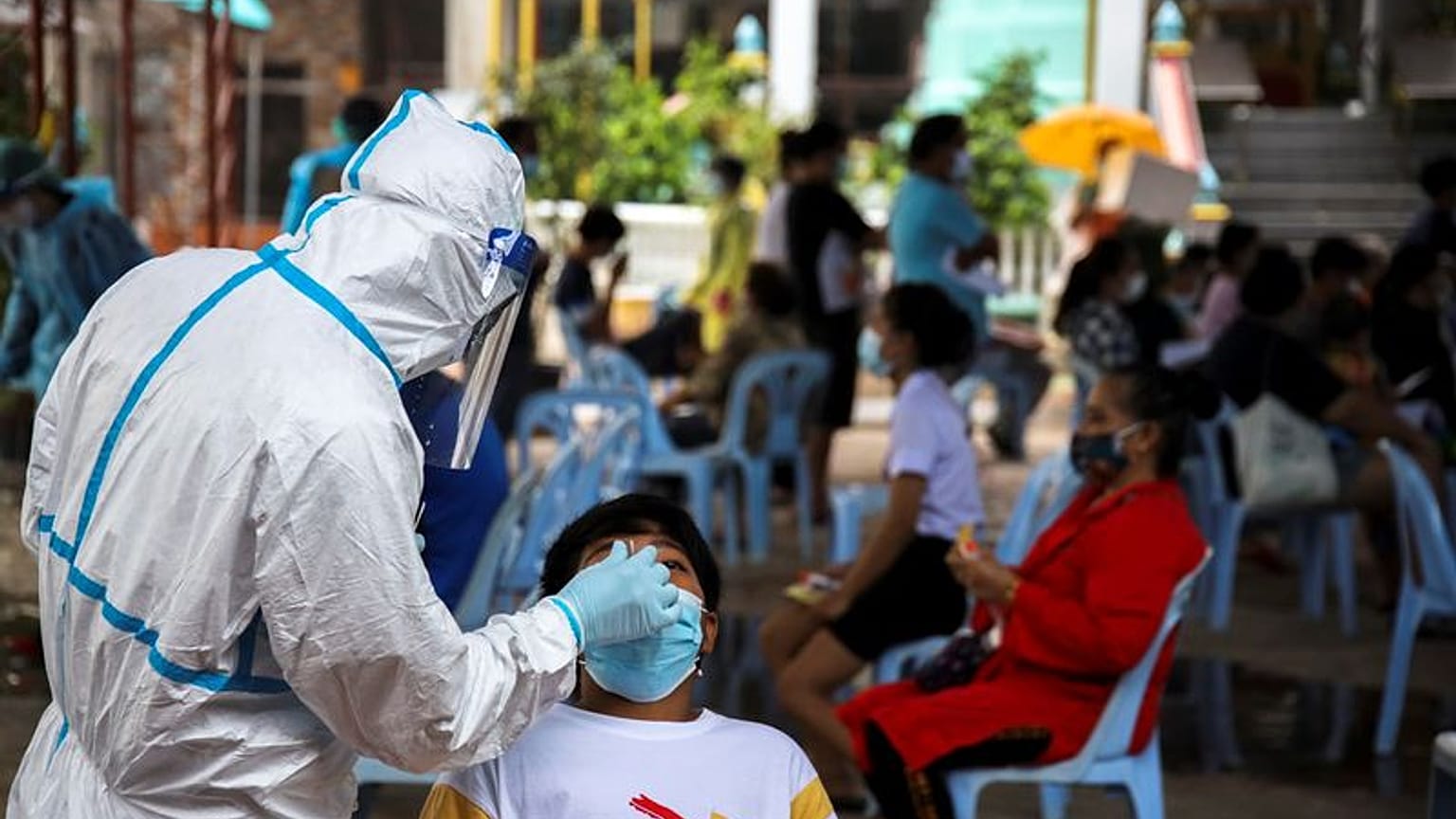 Los casos del virus en todo el mundo superan los 153,12 millones y las ...
