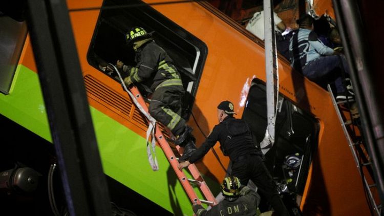 Al menos 20 muertos y decenas de heridos por un accidente de metro en Ciudad de México