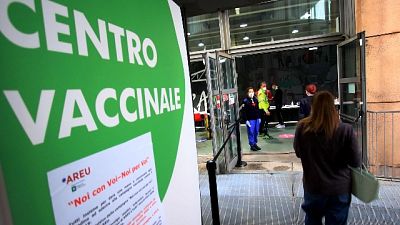 Oggi e domani somministrazioni ad oltre 2.300 volontari Oggi e domani somministrazioni ad oltre 2.300 volontari