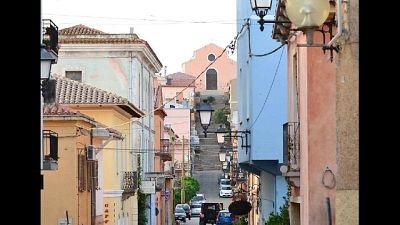 Marocchino di 54 anni era stato picchiato e filmato da baby gang Marocchino di 54 anni era stato picchiato e filmato da baby gang