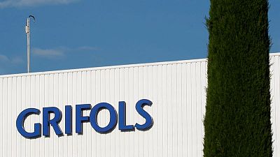 El beneficio de la española Grifols cae un 30% por el menor acceso al plasma El beneficio de la española Grifols cae un 30% por el menor acceso al plasma