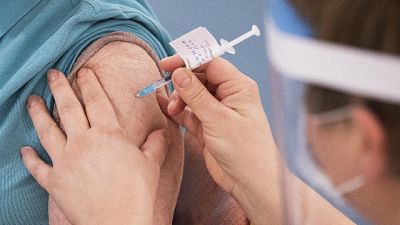 Oggi primo giorno prenotazioni. Nuovi positivi sono 361 Oggi primo giorno prenotazioni. Nuovi positivi sono 361
