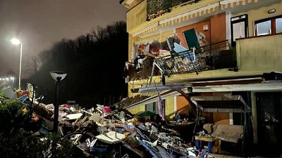 Pellezzano,si stacca costone da collina, un'abitazione distrutta Pellezzano,si stacca costone da collina, un'abitazione distrutta