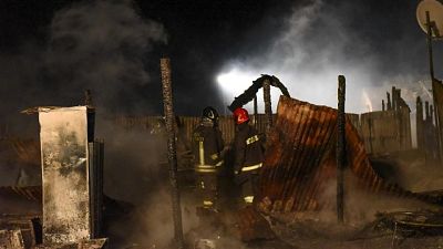 In fiamme campo a Parete, potrebbero esserci altri coinvolti In fiamme campo a Parete, potrebbero esserci altri coinvolti