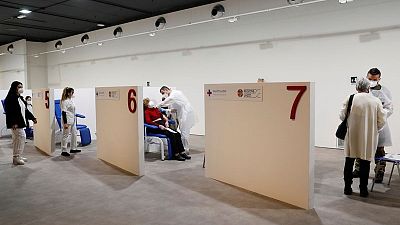 Italia podría estar vacunando a 1 millón de personas por día a finales de mayo Italia podría estar vacunando a 1 millón de personas por día a finales de mayo