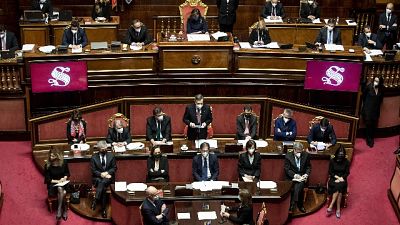 Draghi resta sotto quota Monti. Del movimento dicono sì 69 su 92 Draghi resta sotto quota Monti. Del movimento dicono sì 69 su 92