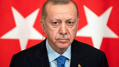 الرئاسة التركية: أردوغان والملك سلمان ناقشا العلاقات الثنائية في اتصال هاتفي الرئاسة التركية: أردوغان والملك سلمان ناقشا العلاقات الثنائية في اتصال هاتفي