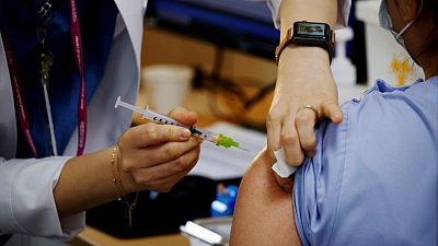 Las vacunas de AZ y Pfizer tienen una eficacia del 87% con la primera inyección, según Corea del Sur Las vacunas de AZ y Pfizer tienen una eficacia del 87% con la primera inyección, según Corea del Sur