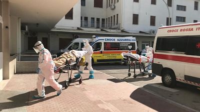 Troppi ricoveri si pensa a sospensione alcuni servizi sanitari Troppi ricoveri si pensa a sospensione alcuni servizi sanitari