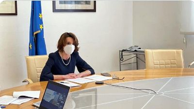 Prima riforma sulle politiche lavorative e familiari Prima riforma sulle politiche lavorative e familiari