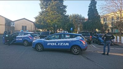 Voleva rubare dei gioielli in casa di una coppia a Genova Voleva rubare dei gioielli in casa di una coppia a Genova