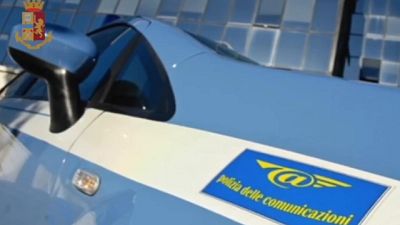 Indagine Polizia, anche immagini neonati. 3 persone arrestate Indagine Polizia, anche immagini neonati. 3 persone arrestate
