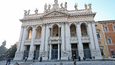 'Nessuna autorizzazione dal parroco' 'Nessuna autorizzazione dal parroco'